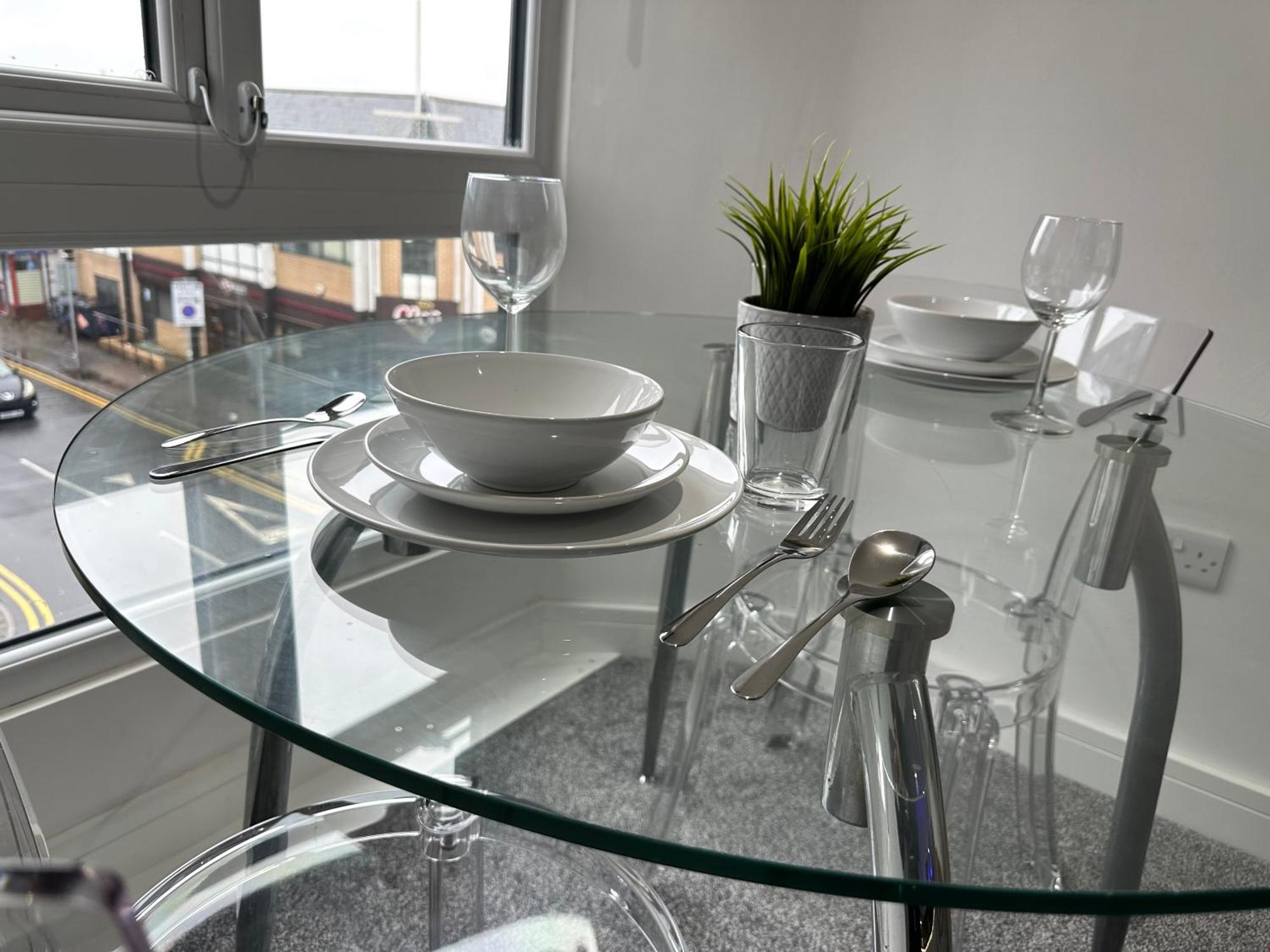 Vibrant Apartments Close To City Centre 카디프 외부 사진