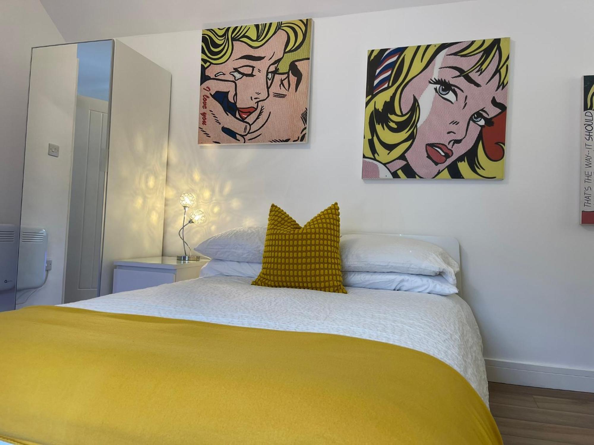 Vibrant Apartments Close To City Centre 카디프 외부 사진